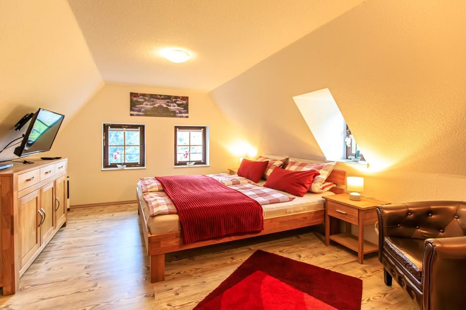 Bed, Bedroom