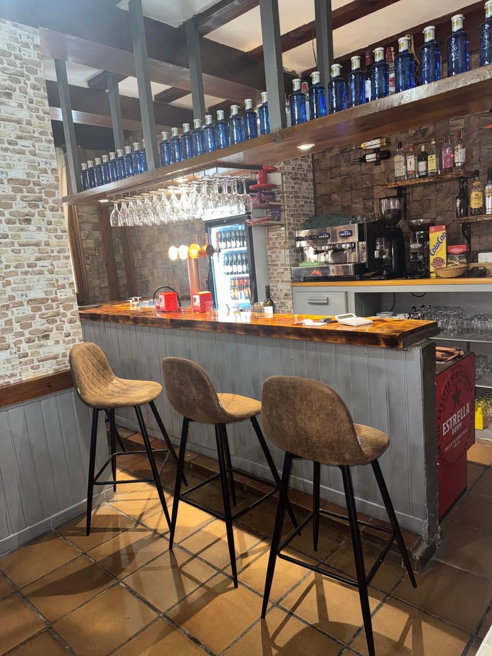 Lounge or bar