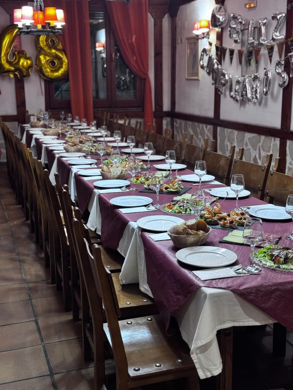 Restaurant/places to eat, Restaurant/places to eat