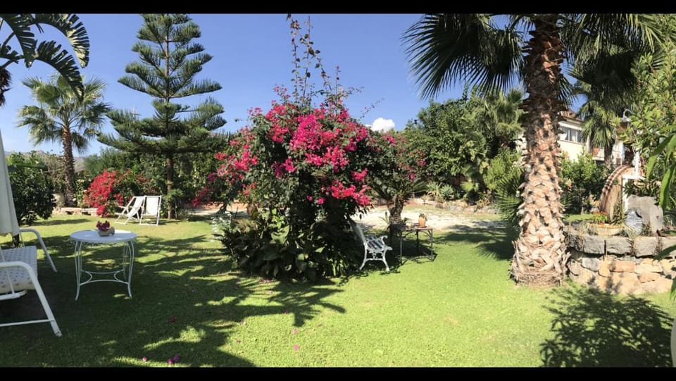 La Capanna di Giuseppe e Maria Bed and Breakfast in Sicily