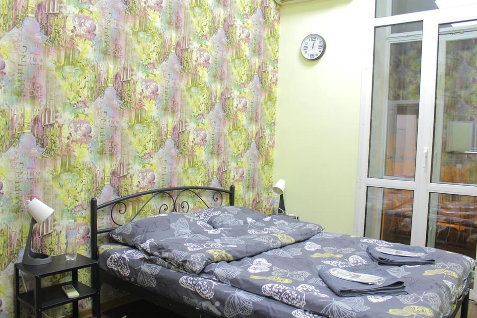 Bed, Photo of the whole room, towels