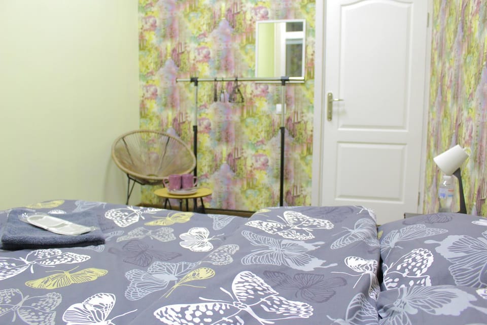 Bed, Photo of the whole room