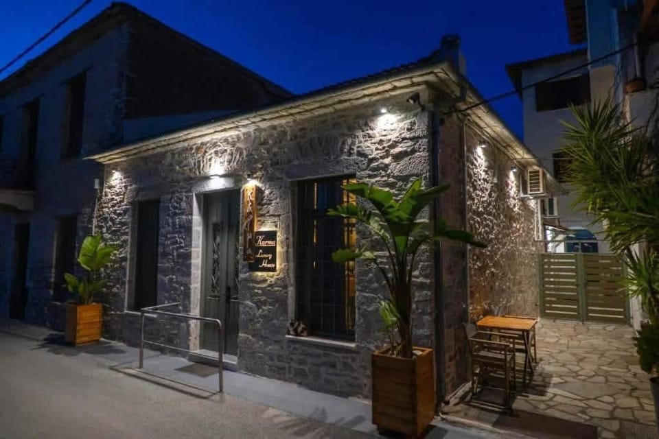 Seafront Karma Luxury - An Escape From Reality House in Magnesia Prefecture, Greece