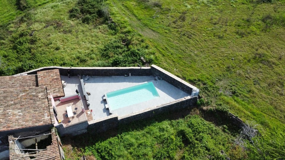 Solarium, Swimming pool