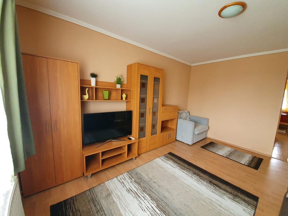 TV and multimedia, wardrobe