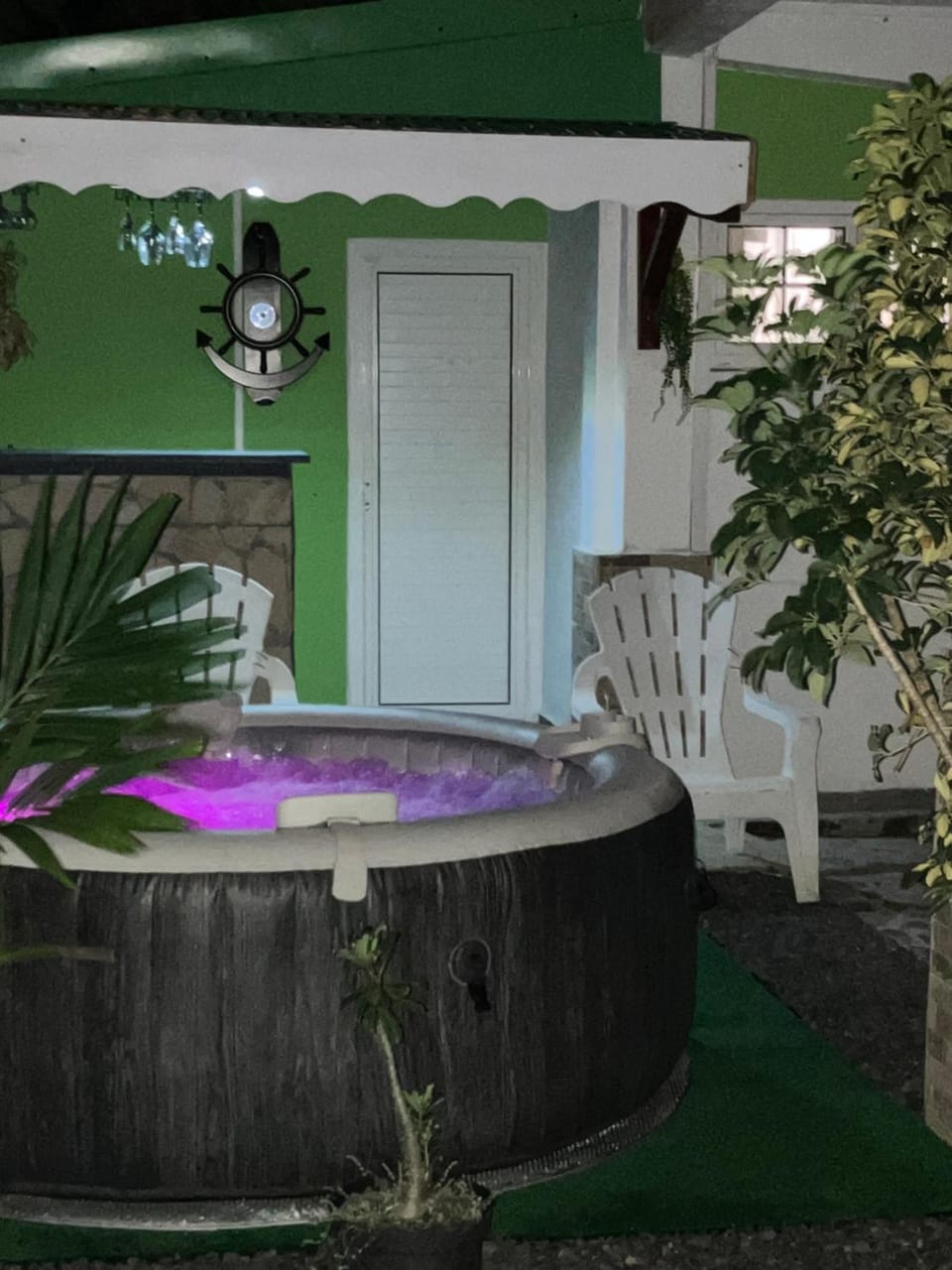 Tilys lodge Apartment in Leeward Islands