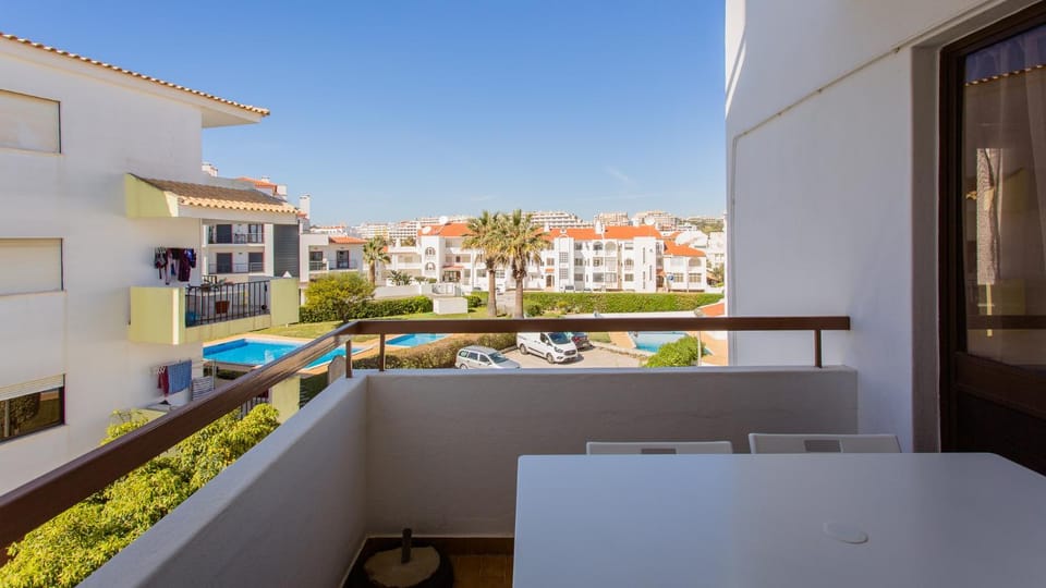 View (from property/room), Balcony/Terrace