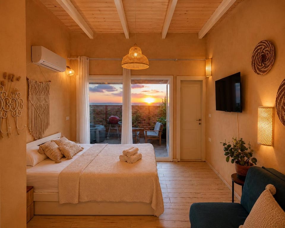 Bedroom, Sunset