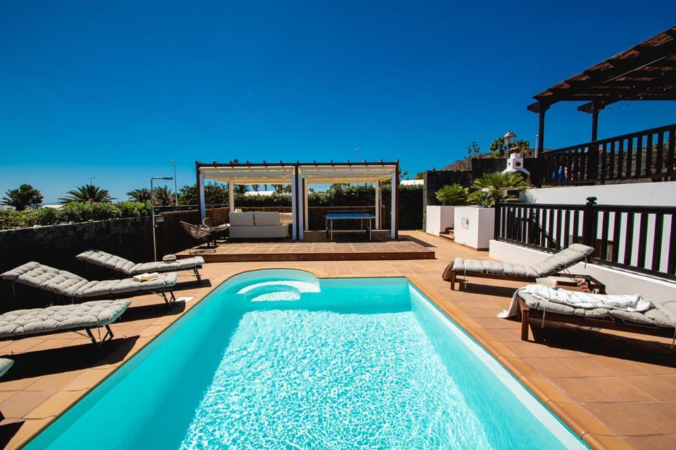 Patio, Day, Natural landscape, Balcony/Terrace, Pool view, Swimming pool, sunbed