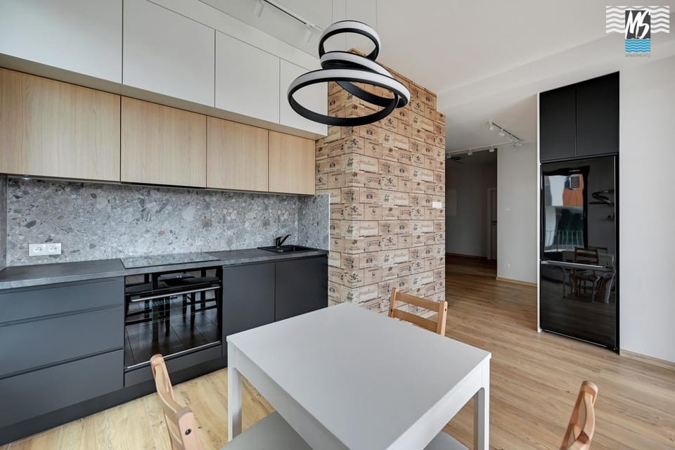 Kitchen or kitchenette, Kitchen or kitchenette, Dining area