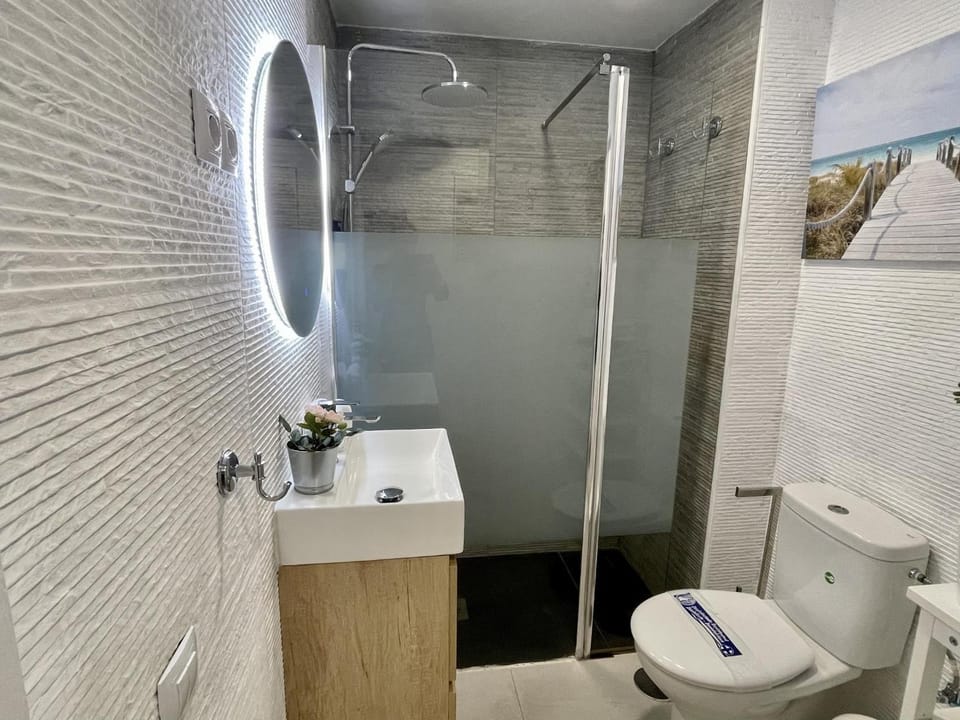 Shower, Bathroom