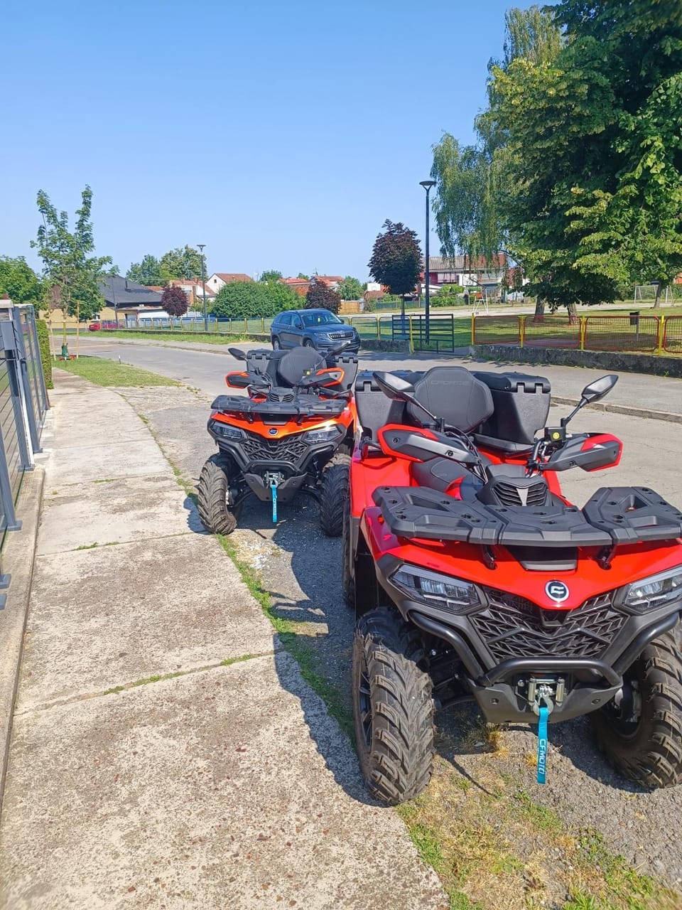 Day, Natural landscape, Parking