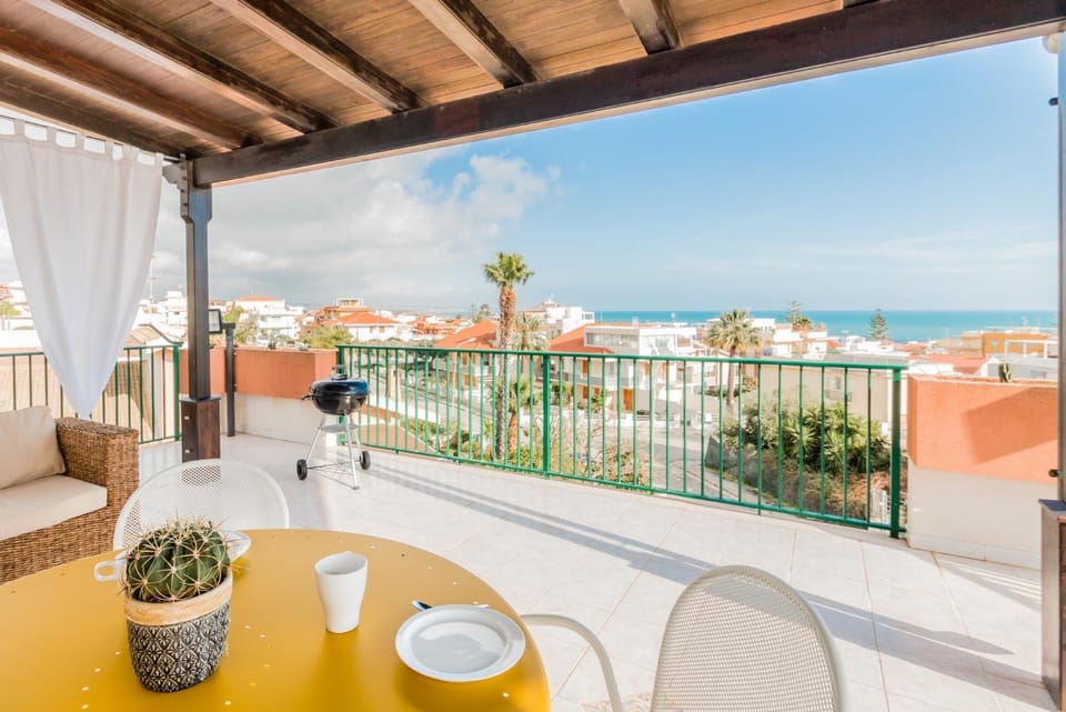 View (from property/room), Balcony/Terrace