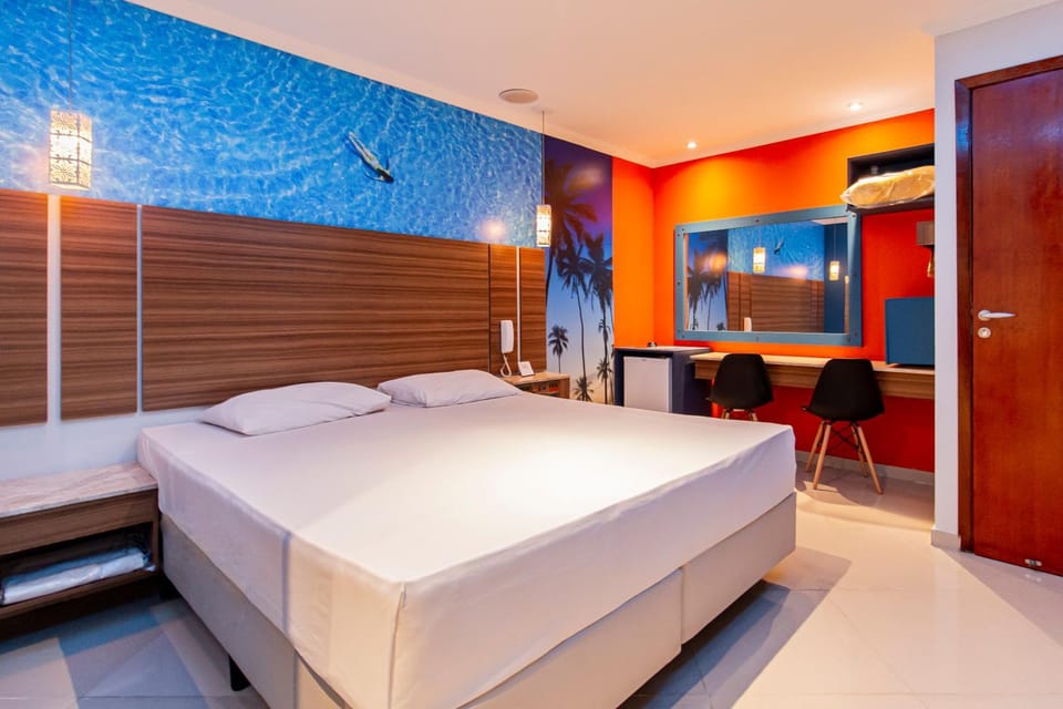 Bed, Photo of the whole room, Bedroom, air conditioner