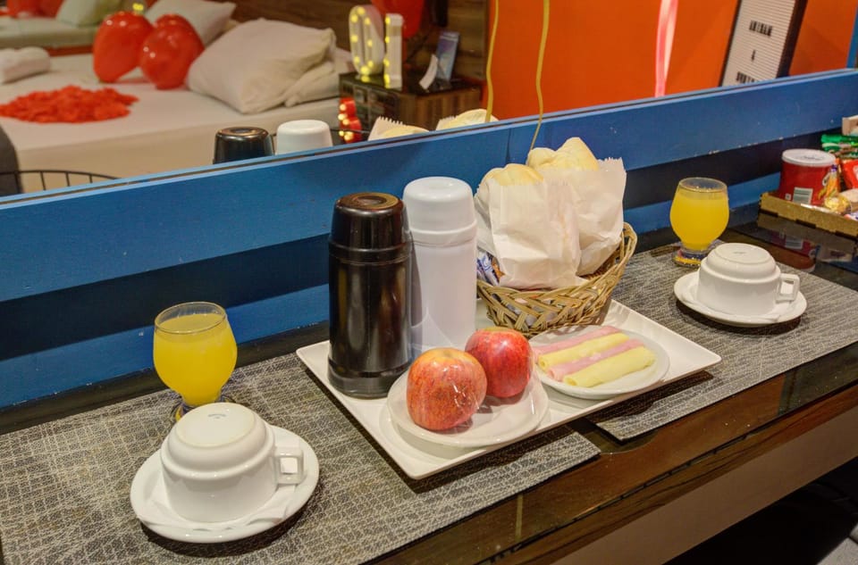 Breakfast, Continental breakfast
