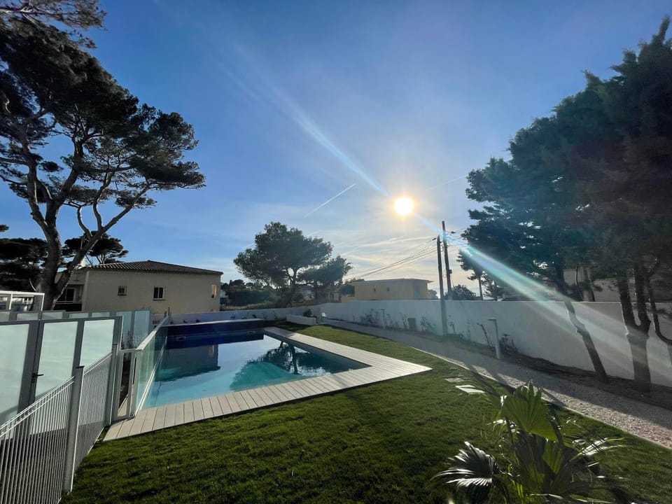 Garden, Pool view, Swimming pool