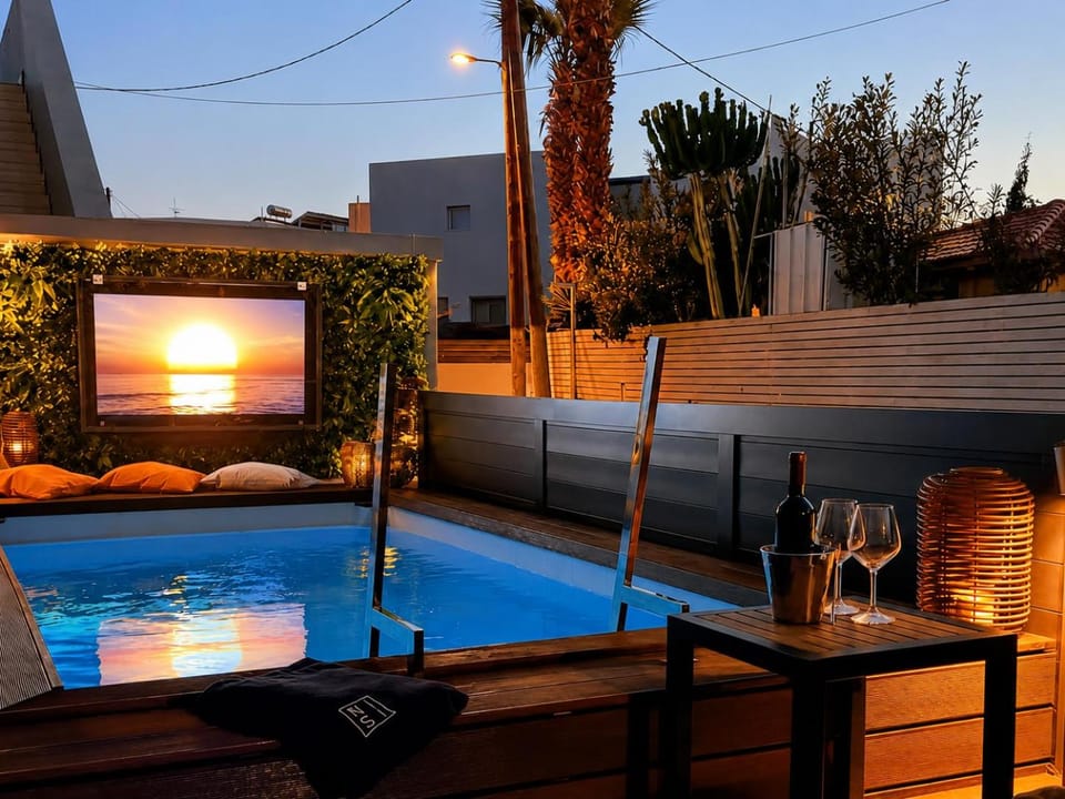 Property building, Swimming pool