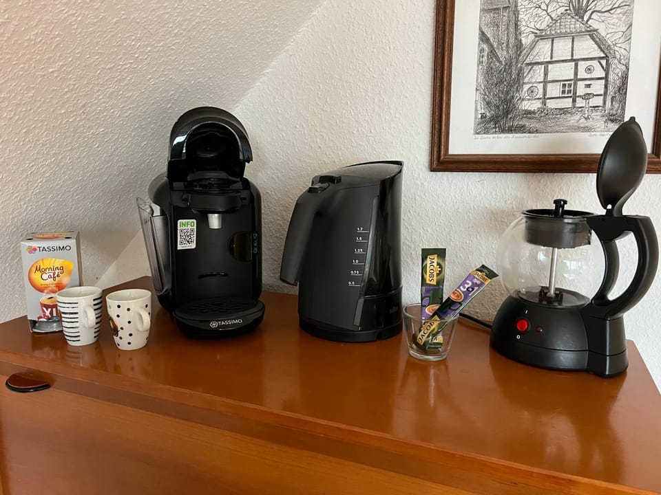 Coffee/tea facilities
