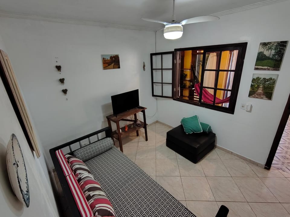 Communal lounge/ TV room, TV and multimedia, Living room, Seating area