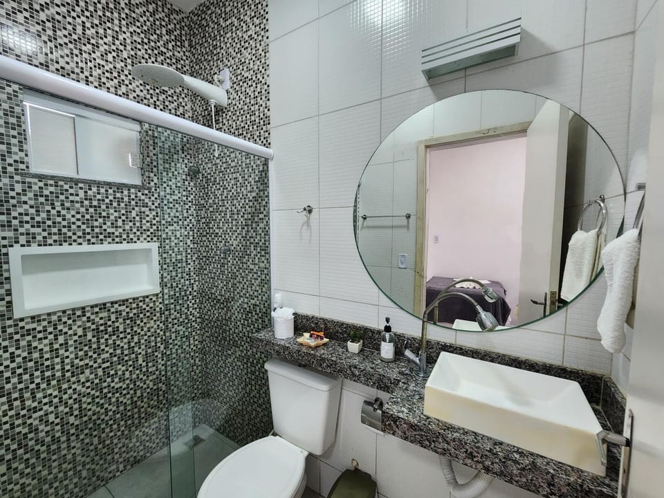 Shower, Bathroom, towels