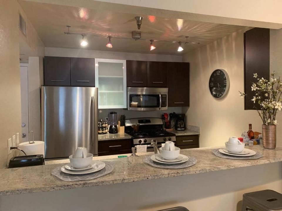 Hollywood loft spectacular free parking Apartment in Hollywood