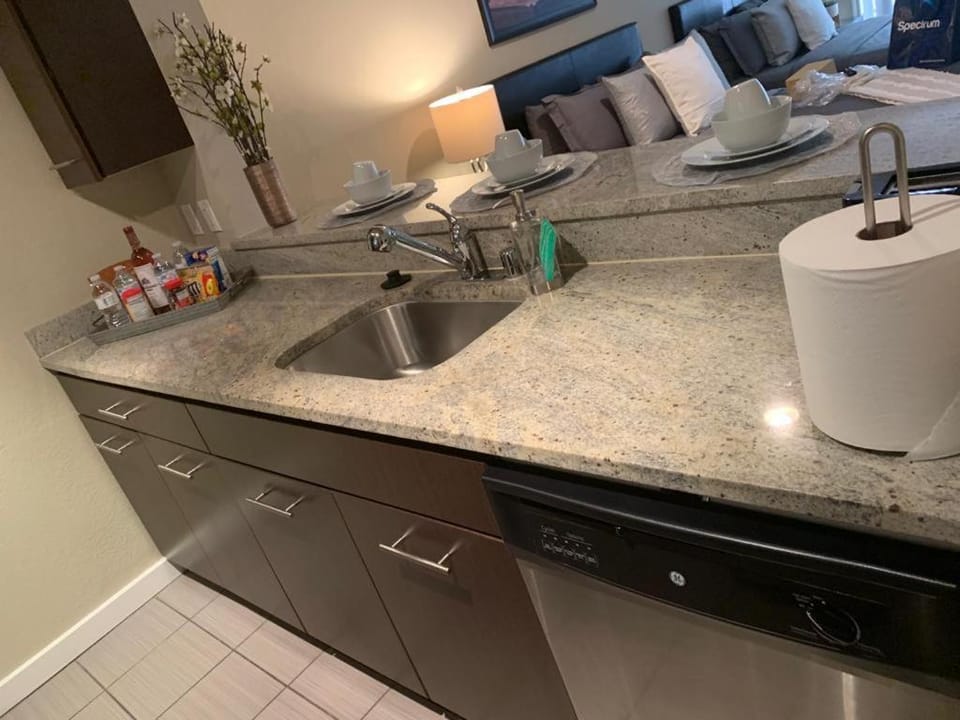 Hollywood loft spectacular free parking Apartment in Hollywood