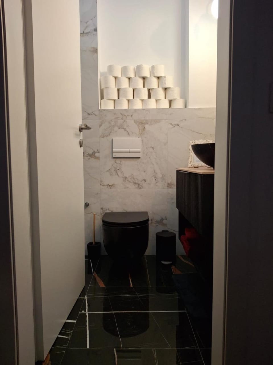 Toilet, Bathroom
