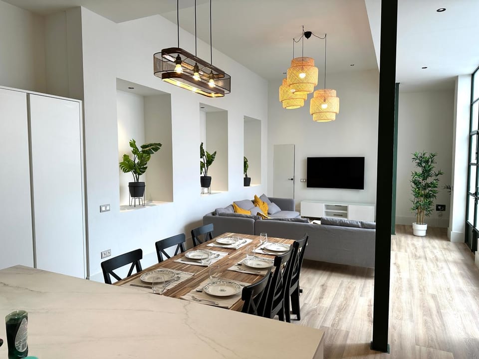 TV and multimedia, Living room, Seating area