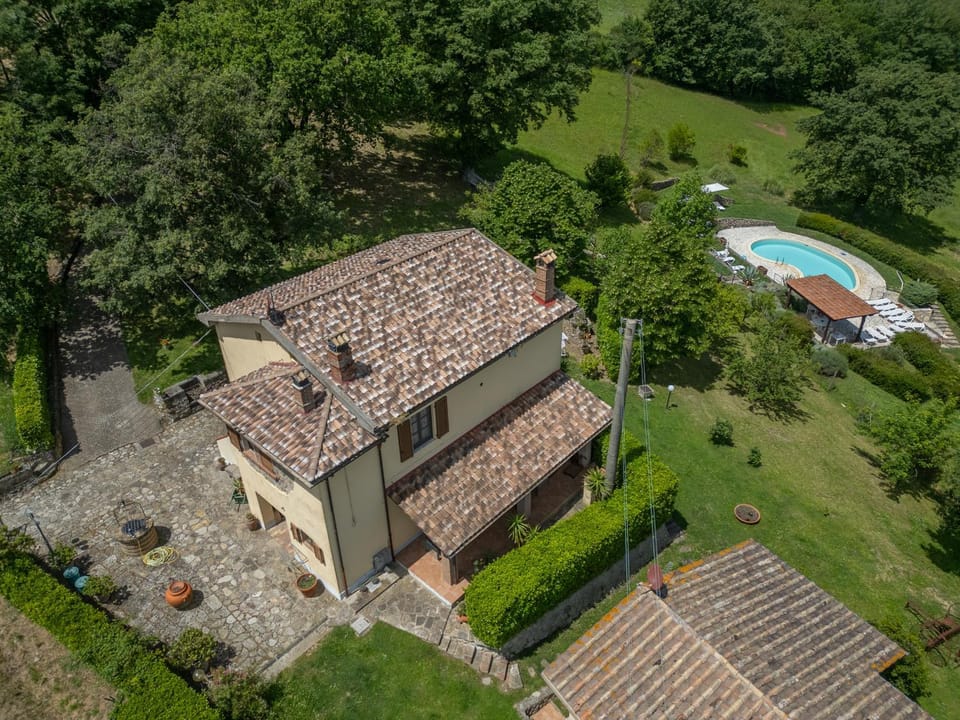 Property building, Bird's eye view