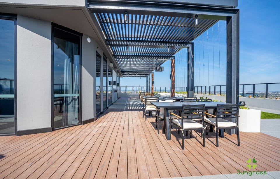 Day, Natural landscape, Balcony/Terrace