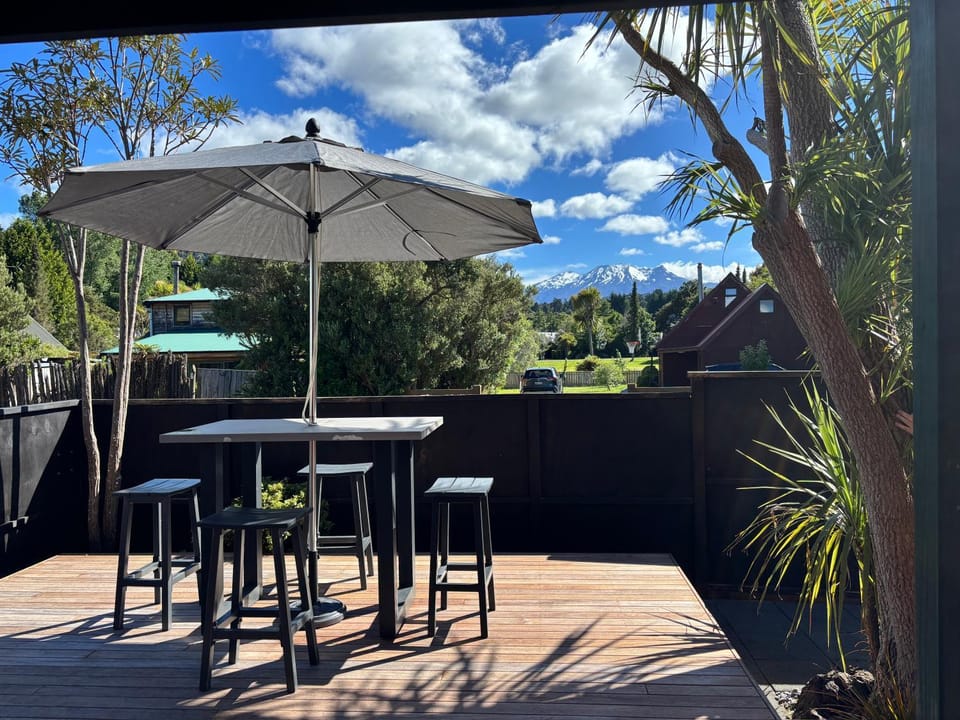 Patio, View (from property/room), Landmark view, Mountain view, Area and facilities