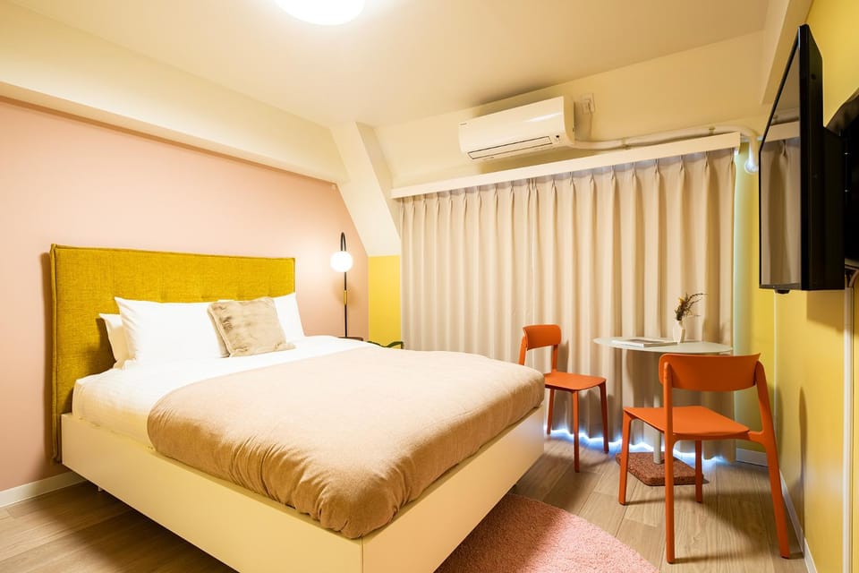 Bed, TV and multimedia, Bedroom, air conditioner