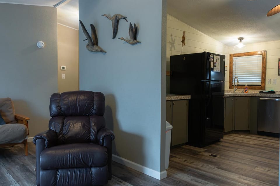 Kitchen or kitchenette, Living room, Seating area