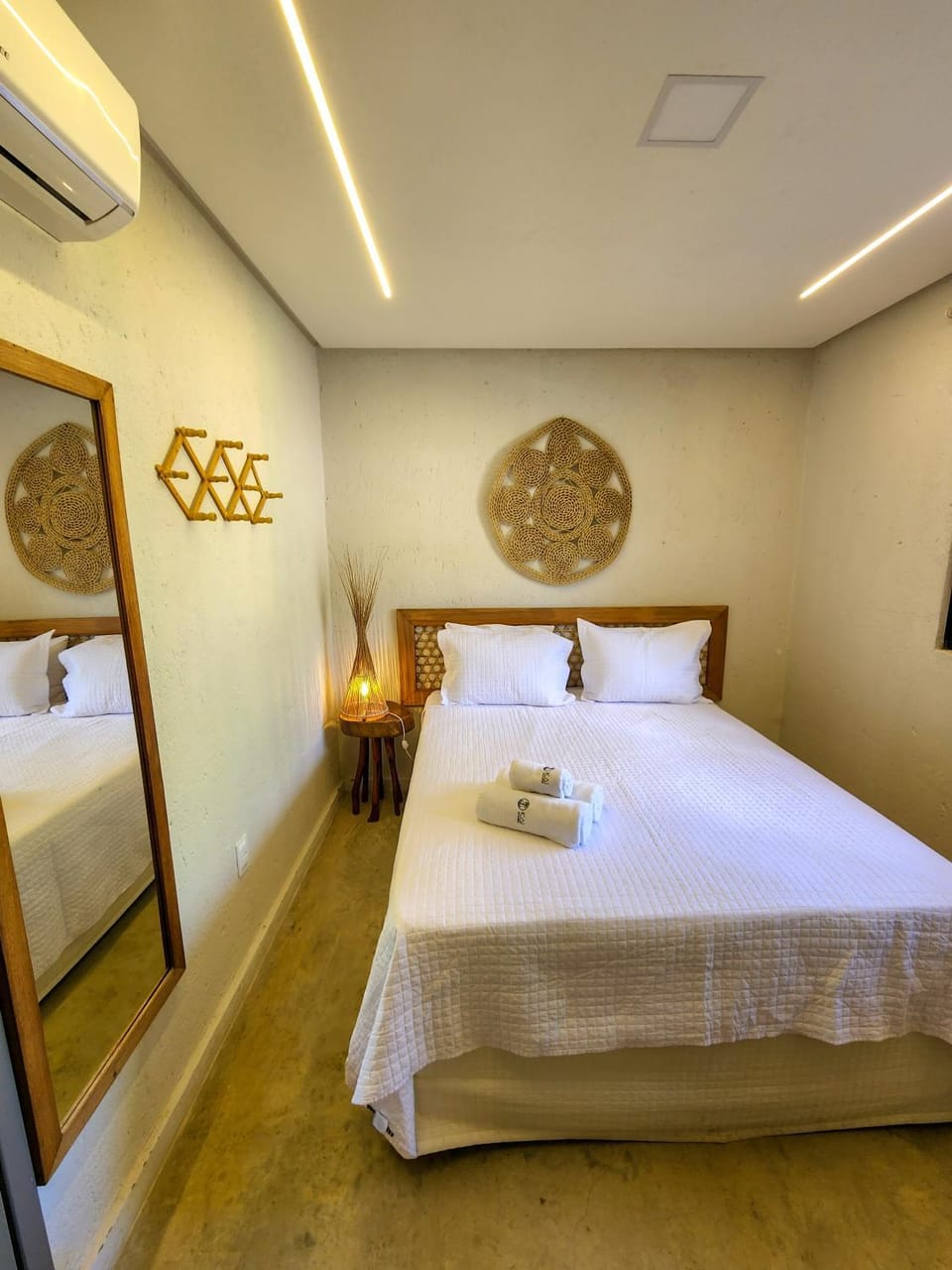 Bed, Photo of the whole room, Bedroom, towels, air conditioner