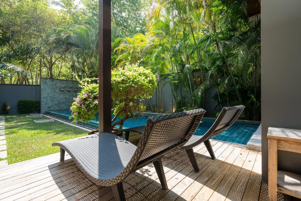Patio, Day, Garden, Balcony/Terrace, Garden view, Pool view, sunbed