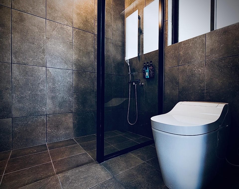 Shower, Toilet, Bathroom