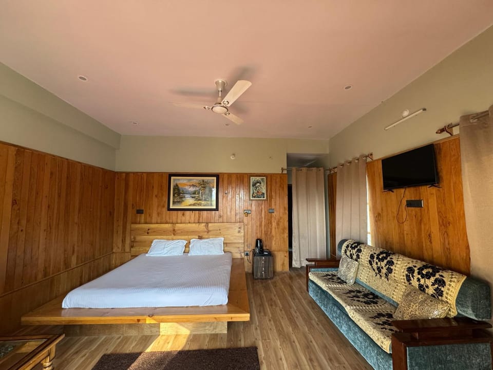 Photo of the whole room
