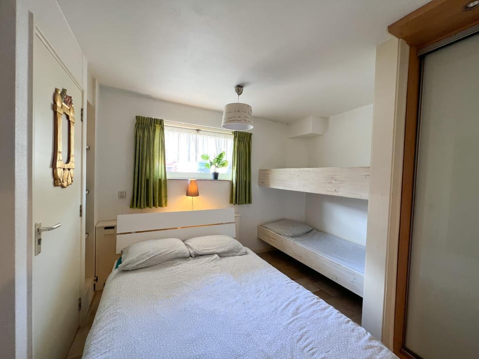 Gelijkvloers Vakantieappartement 150m van Strand Egmond aan Zee Apartment in Egmond aan Zee