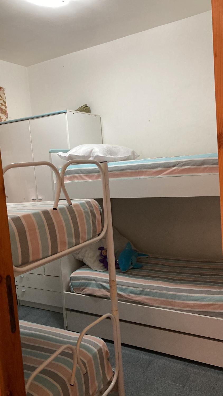 bunk bed