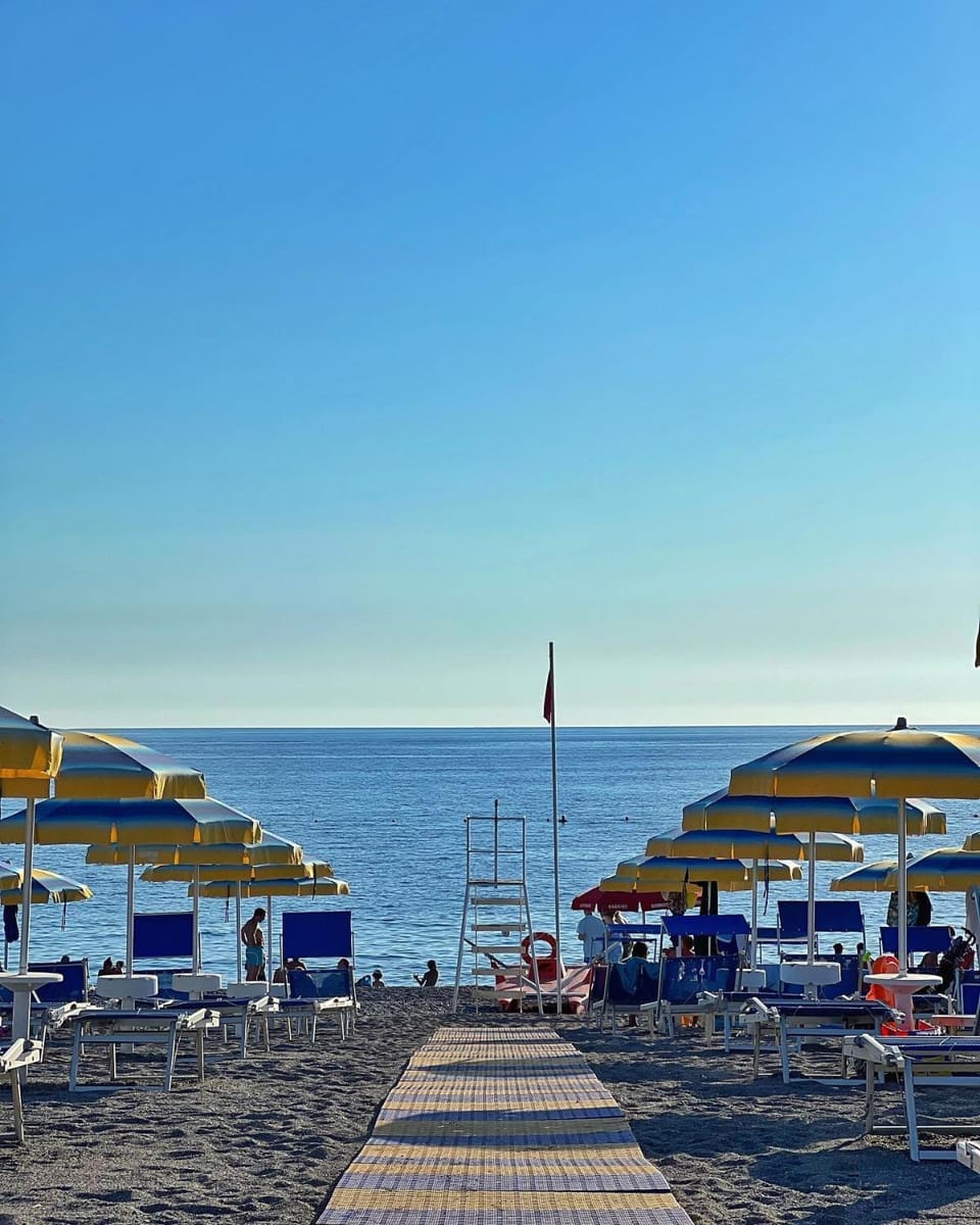 Day, Natural landscape, Beach, Sea view, sunbed