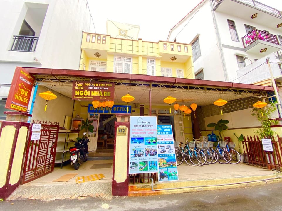 Property building, Off site, Day