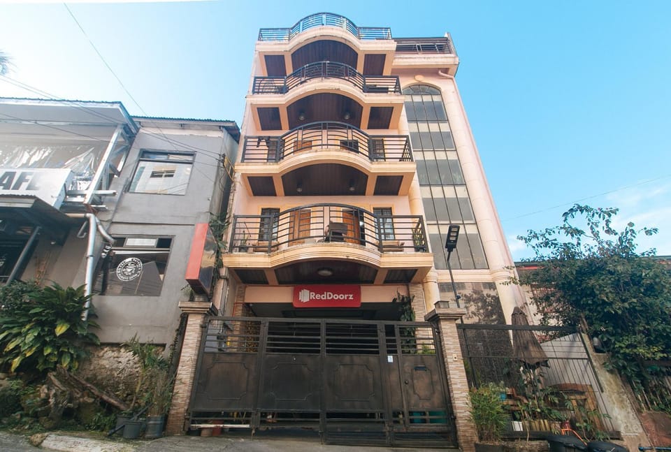 Property building, Day