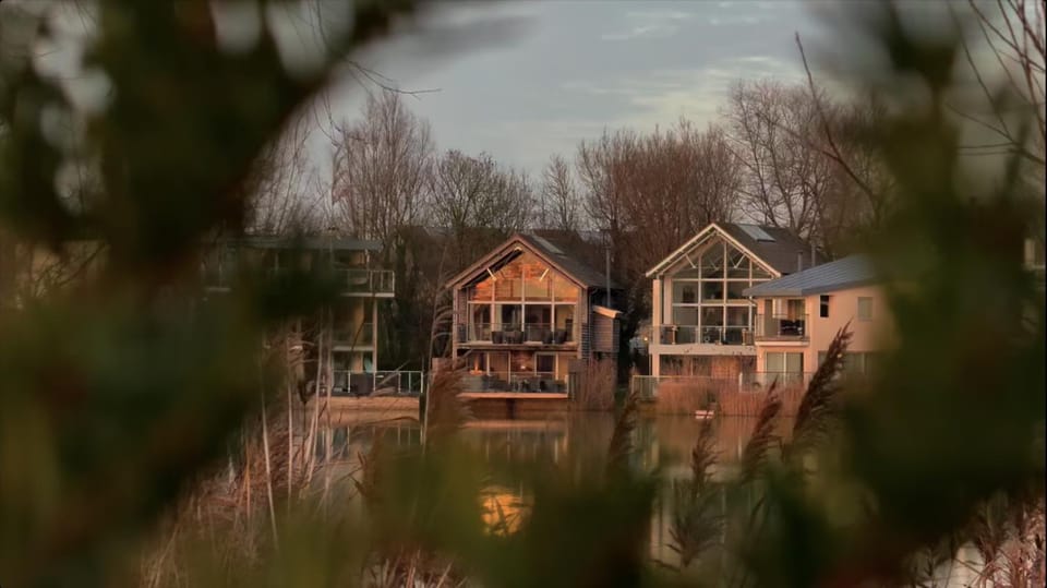 Lakeside Cotswolds Retreat with Private Hot Tub set on Lower Mill Estate House in Cotswold District
