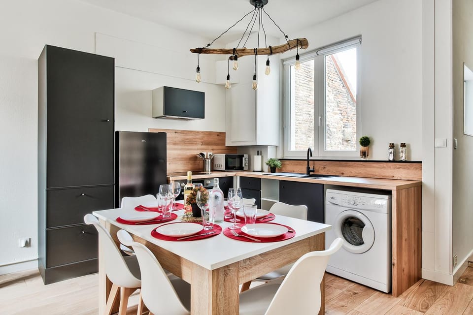 Dining area, minibar, pet friendly, stove, washing machine, kitchen