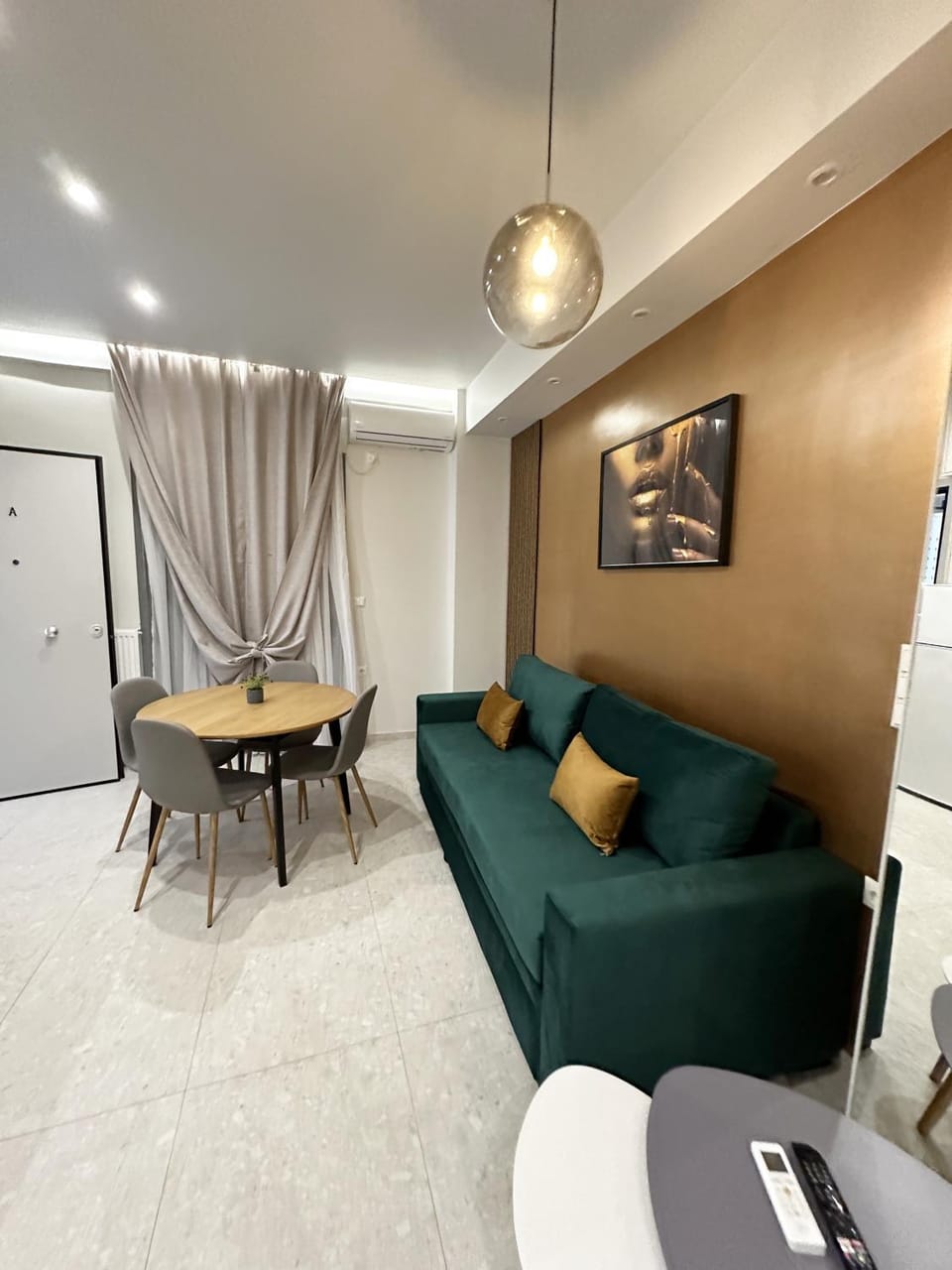 Seating area