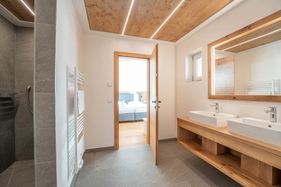Bed, Bathroom, Bedroom
