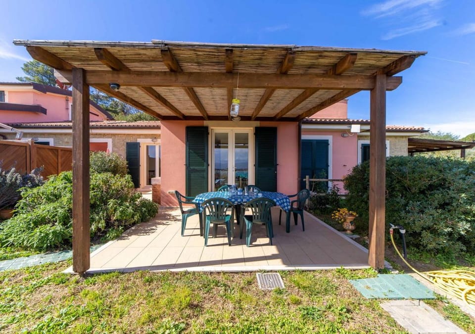 LA DOMIZIANA House in Porto Santo Stefano