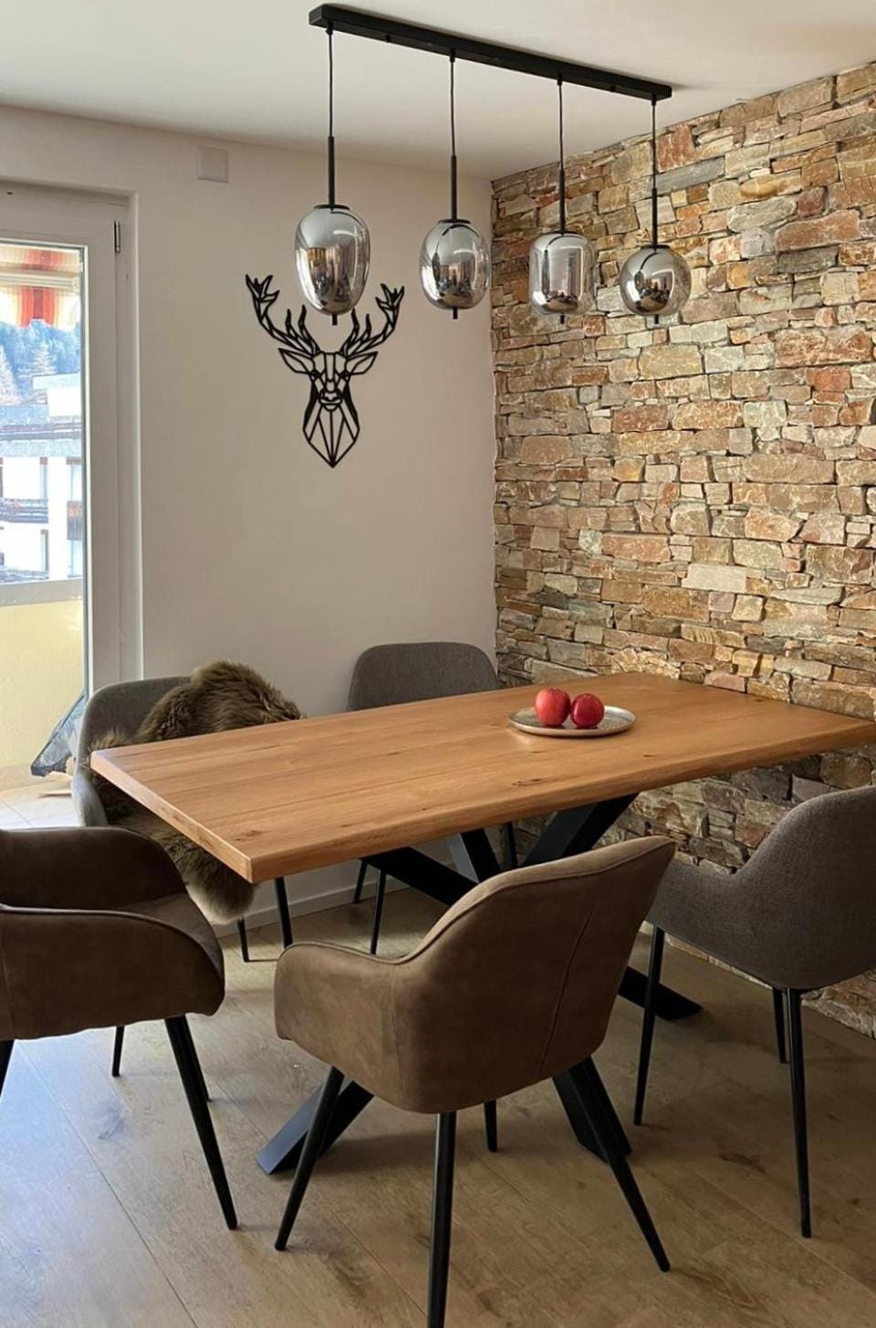 Living room, Dining area