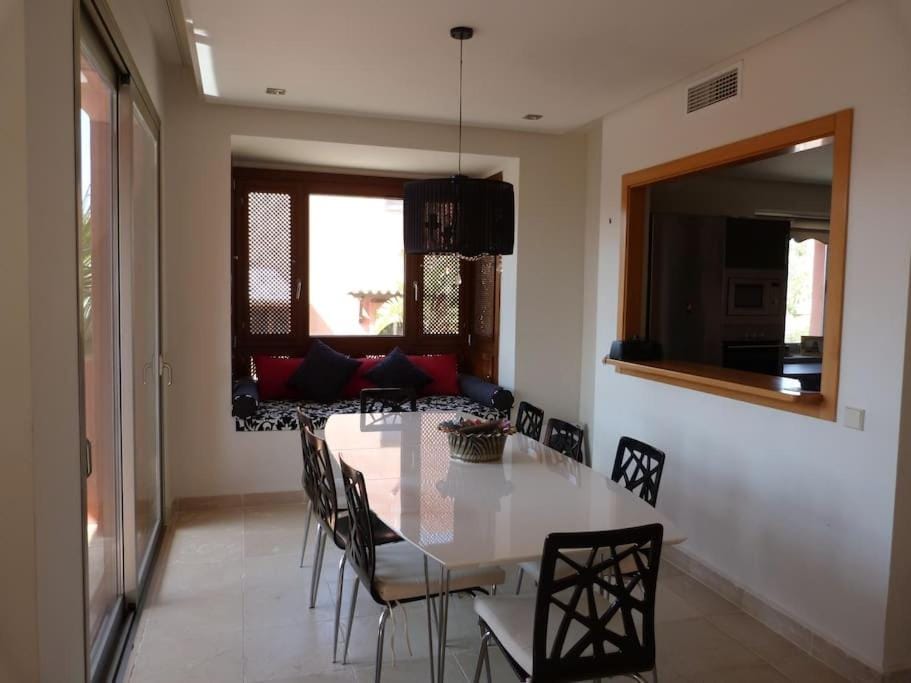 Luxurious Townhouse with sea views House in Costa del Sol