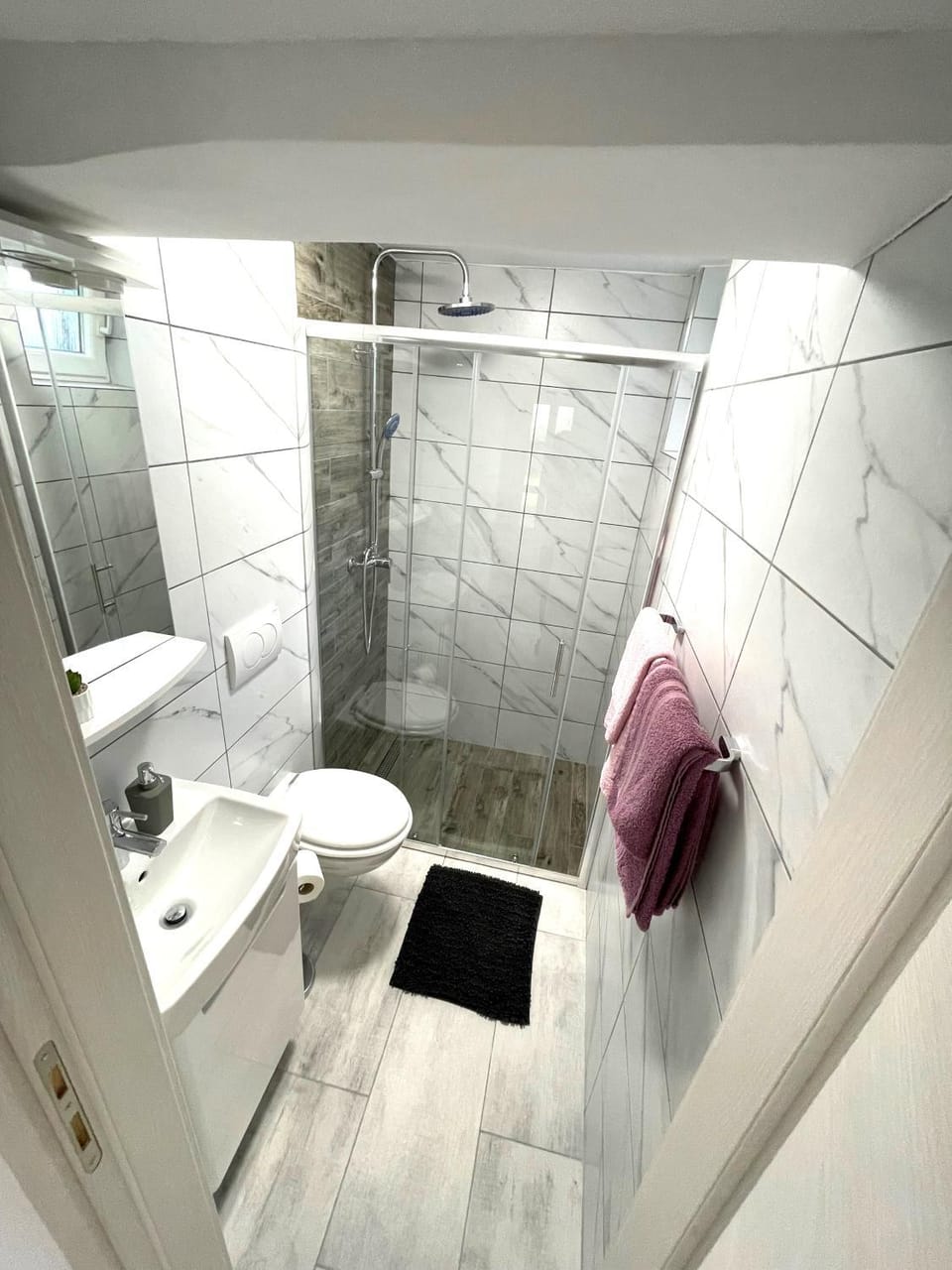 Shower, Bathroom